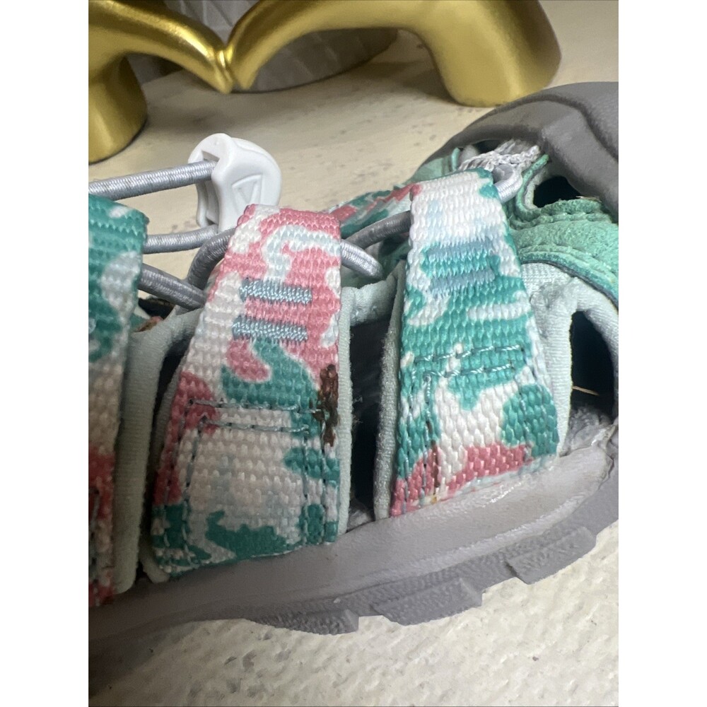 KEEN Newport H2 1026276 Camo/Pink Icing Sandal Shoes Girls Kid's Size 1 - Picture 10 of 13